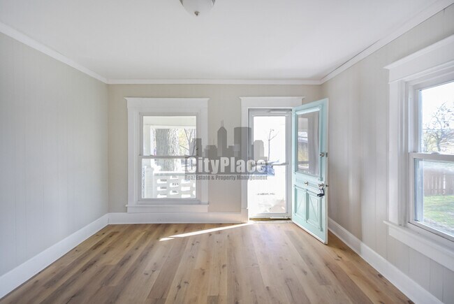 Building Photo - 2012 Olive St