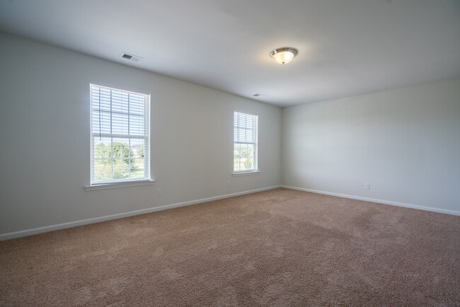 Building Photo - 135 Davila St