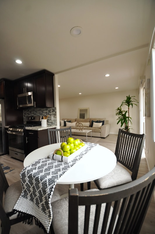 Building Photo - 6620 Linda Vista Rd