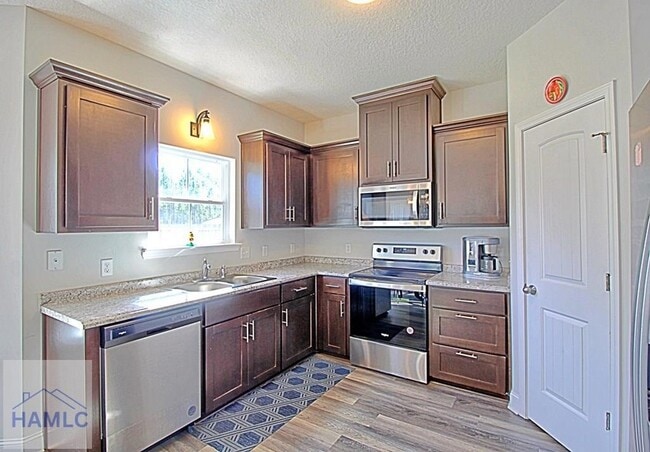 Building Photo - 430 Rutledge Dr