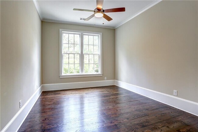 Building Photo - 12600 Marstrow Dr