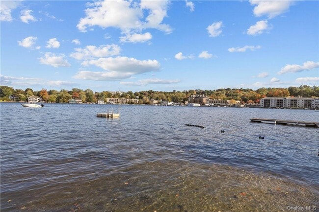 Primary Photo - 33 Sycamore Rd