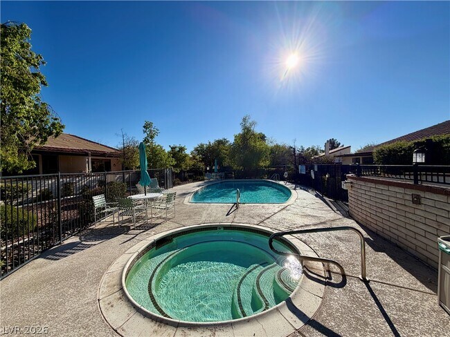 Building Photo - 3073 Conquista Ct