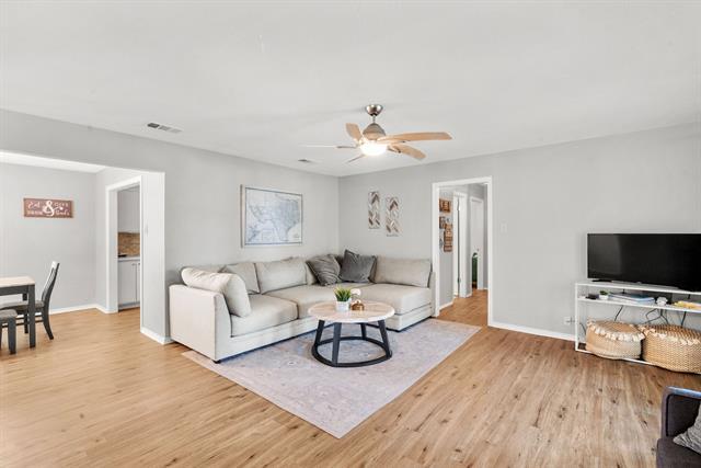 Building Photo - 104 Pontiac Dr