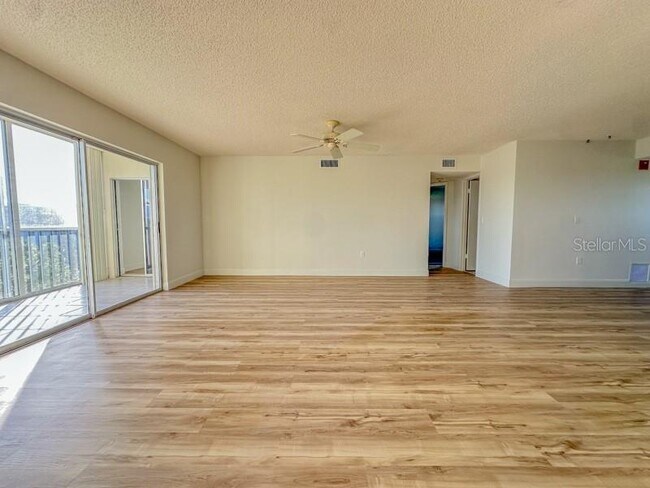 Building Photo - 3640 Ironwood Cir