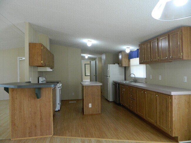 Building Photo - 3434 2nd St