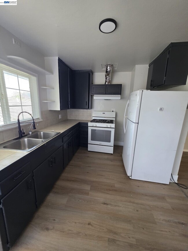 Building Photo - 20331 Concord Ave