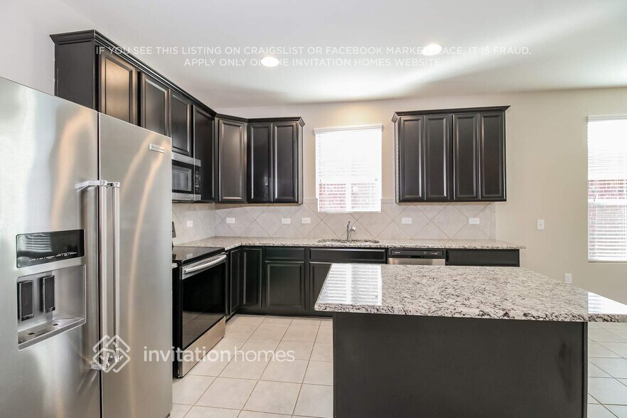 Building Photo - 1805 Trace Dr