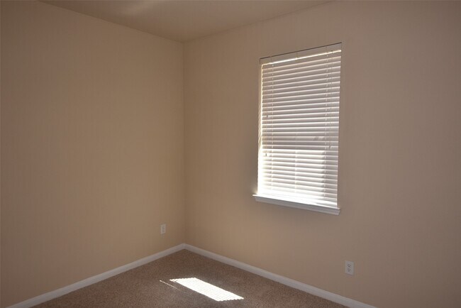 Building Photo - 25823 Sundrop Meadows Ln