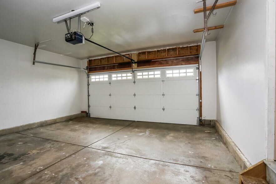 Building Photo - 3357 Joes Way