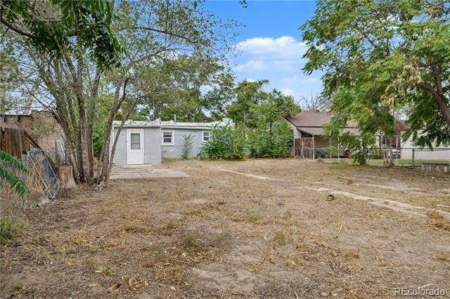 Building Photo - 1512 E 18th St