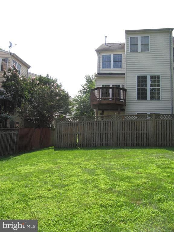 Building Photo - 11640 Fairfax Center Woods Tr