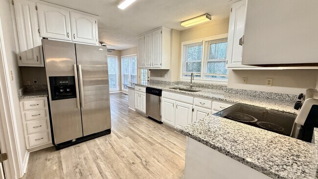 Building Photo - 12011 Bell Mountain Dr SW