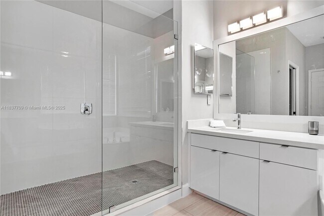 Building Photo - 2527 Eagle Run Dr