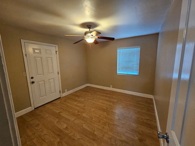 Building Photo - 320-322 Foothill Blvd