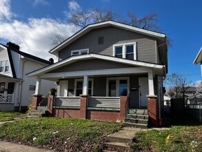 Building Photo - 283 S Wayne Ave