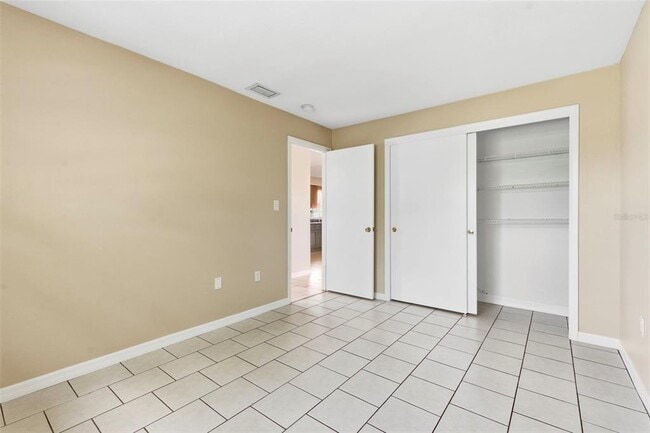 Building Photo - 3052 Park Ln