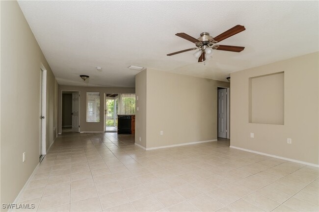 Building Photo - 312 Monet Dr