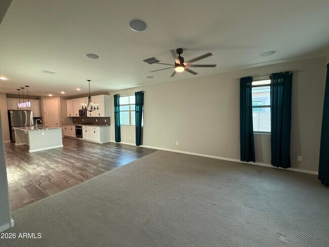 Building Photo - 9458 Thatcher Ave