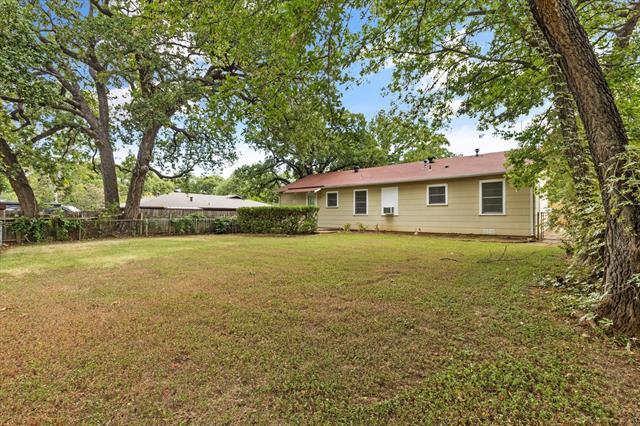 Building Photo - 5217 Deavers Ln