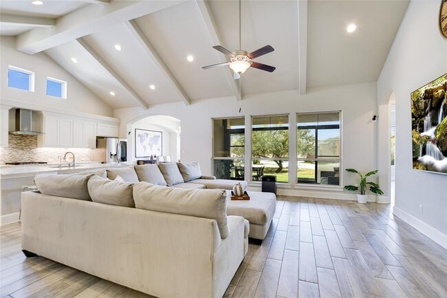 Building Photo - 949 Indian Hawthorne Dr