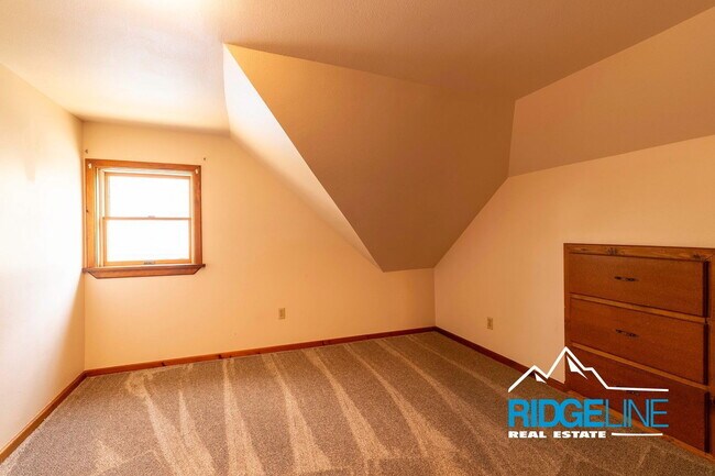 Building Photo - 1211 7th Ave N