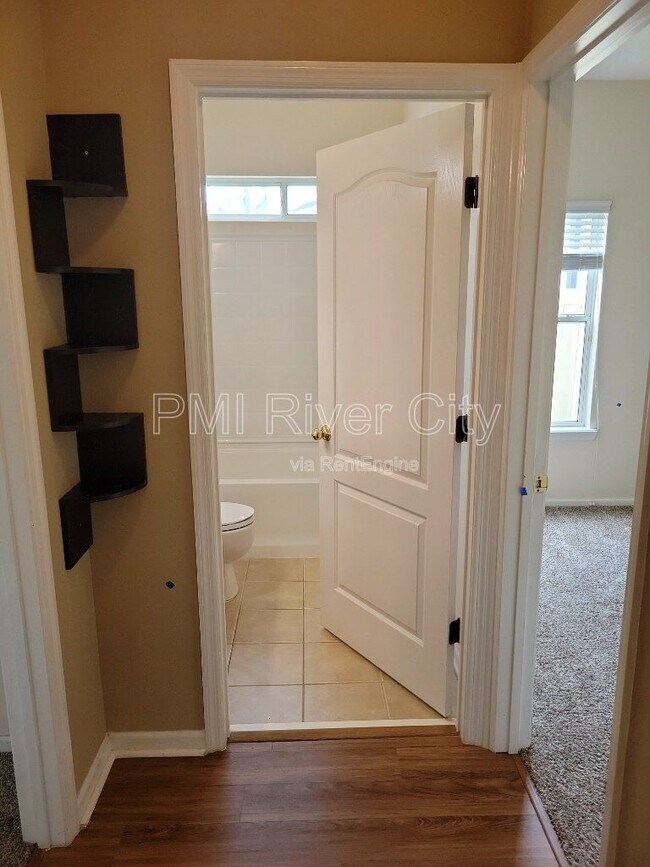 Building Photo - 14283 Big Spring St