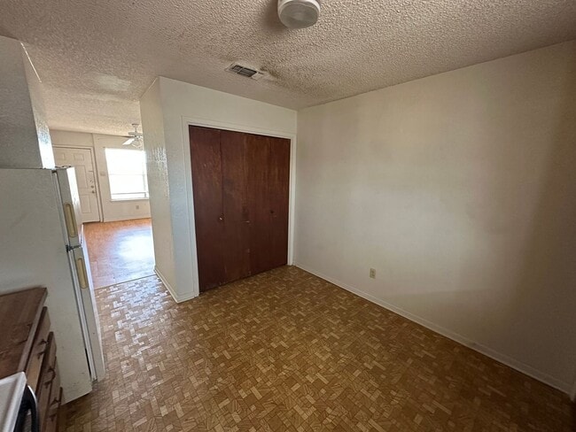 Building Photo - AVAILABLE NOW; APPLY AT OUR WEBSITE