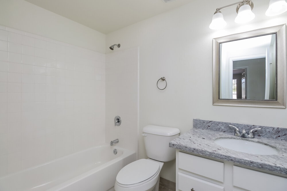 Building Photo - 2123 N Longmore St