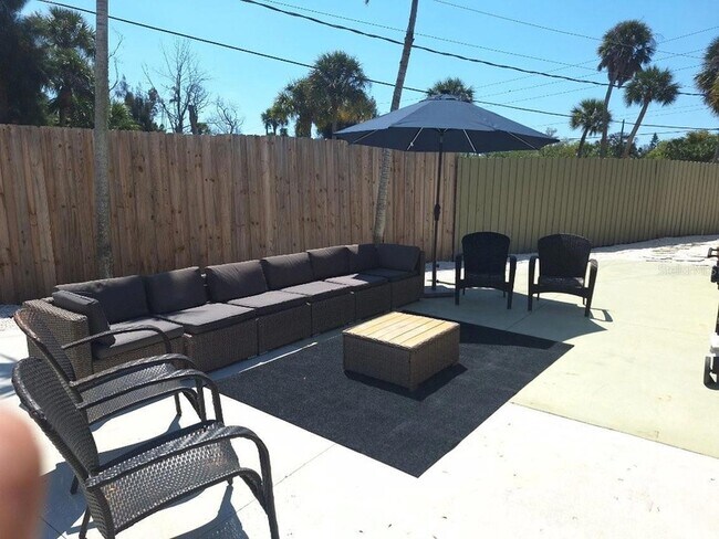 Building Photo - 1203 Lyric Ln