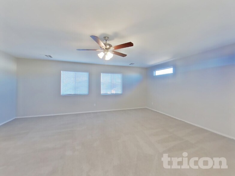 Building Photo - 5871 E Everhart Ln