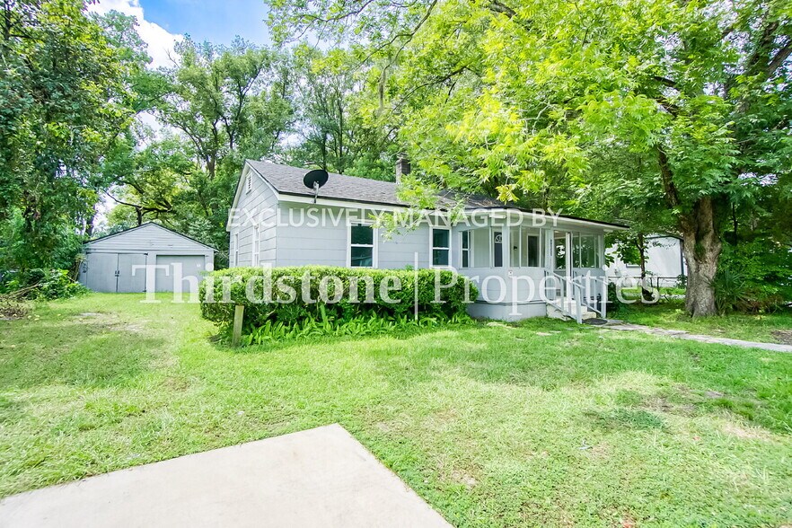 Primary Photo - 3032 W 5th St