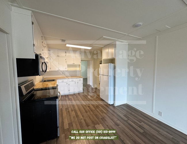 Building Photo - 211 Adams Lake Rd