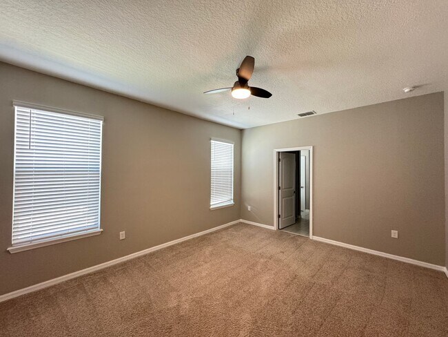 Building Photo - GORGEOUS 3 Bd/2.5 Ba in Winter Garden!!