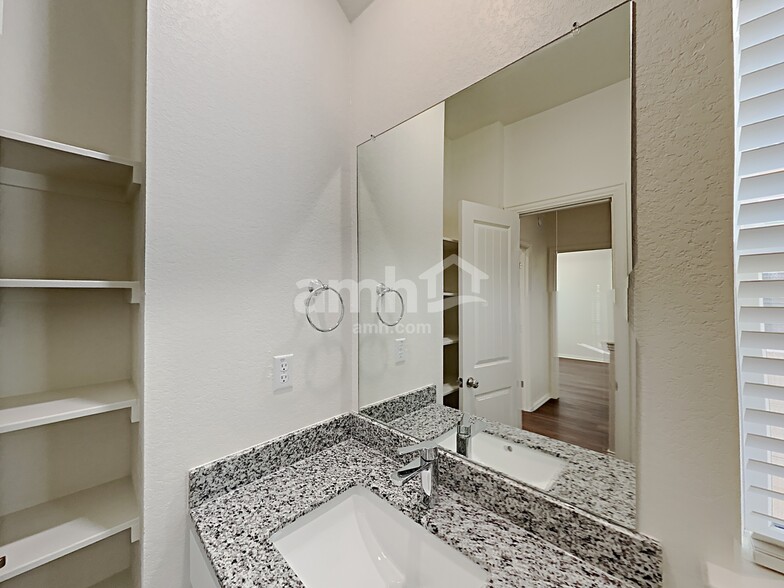 Building Photo - 356 Aspen Waters