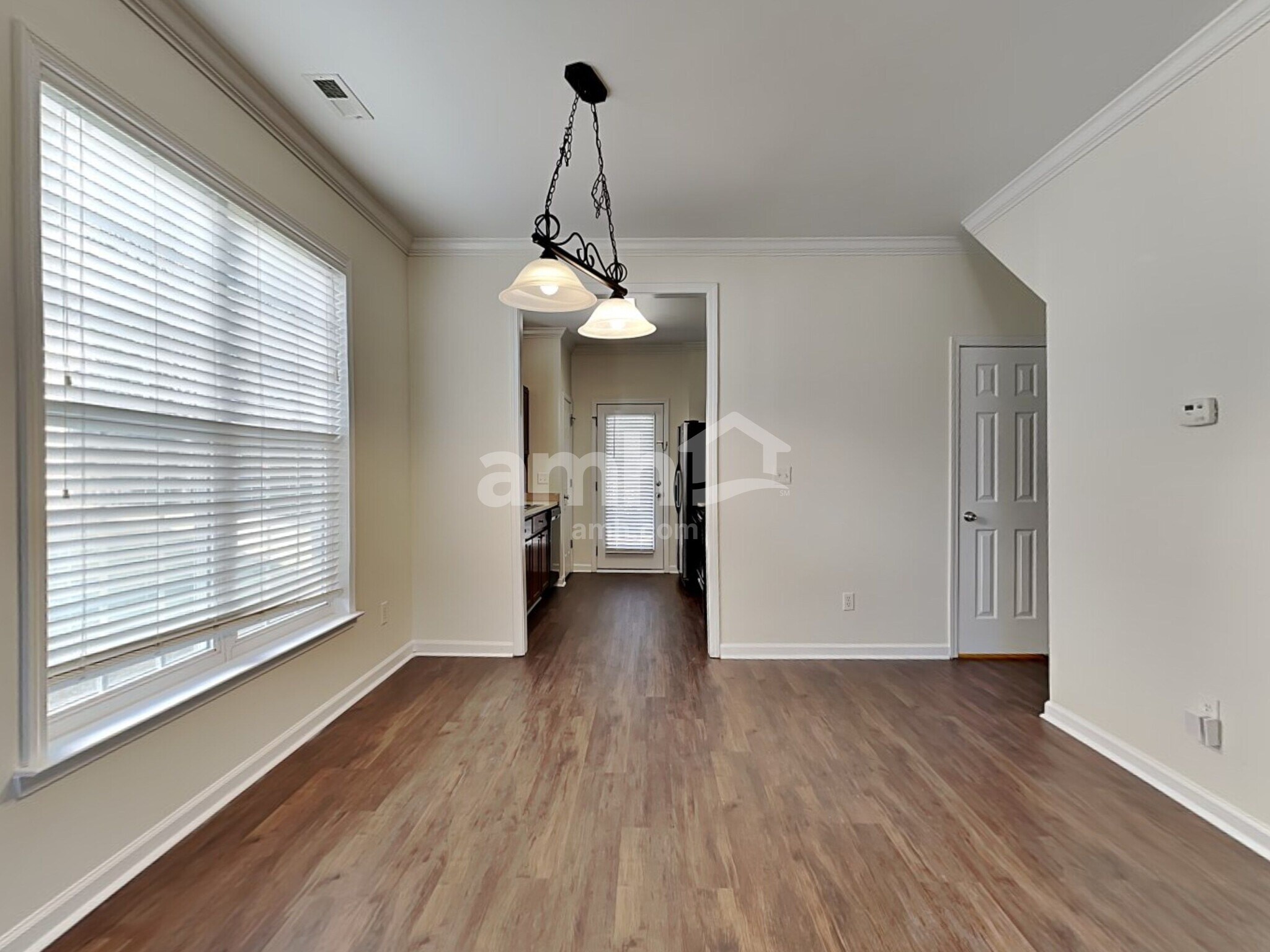 Building Photo - 641 Woodson Dr