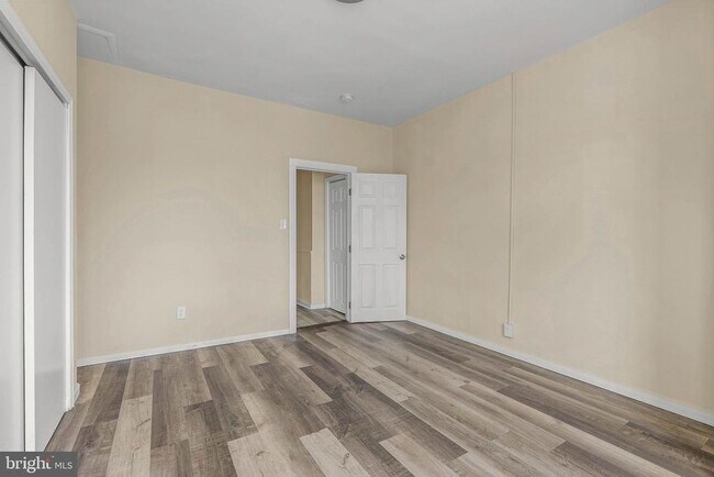 Building Photo - 722 W Allegheny Ave