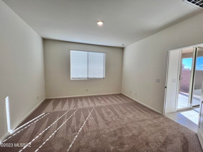 Building Photo - 12522 E Patch Dr