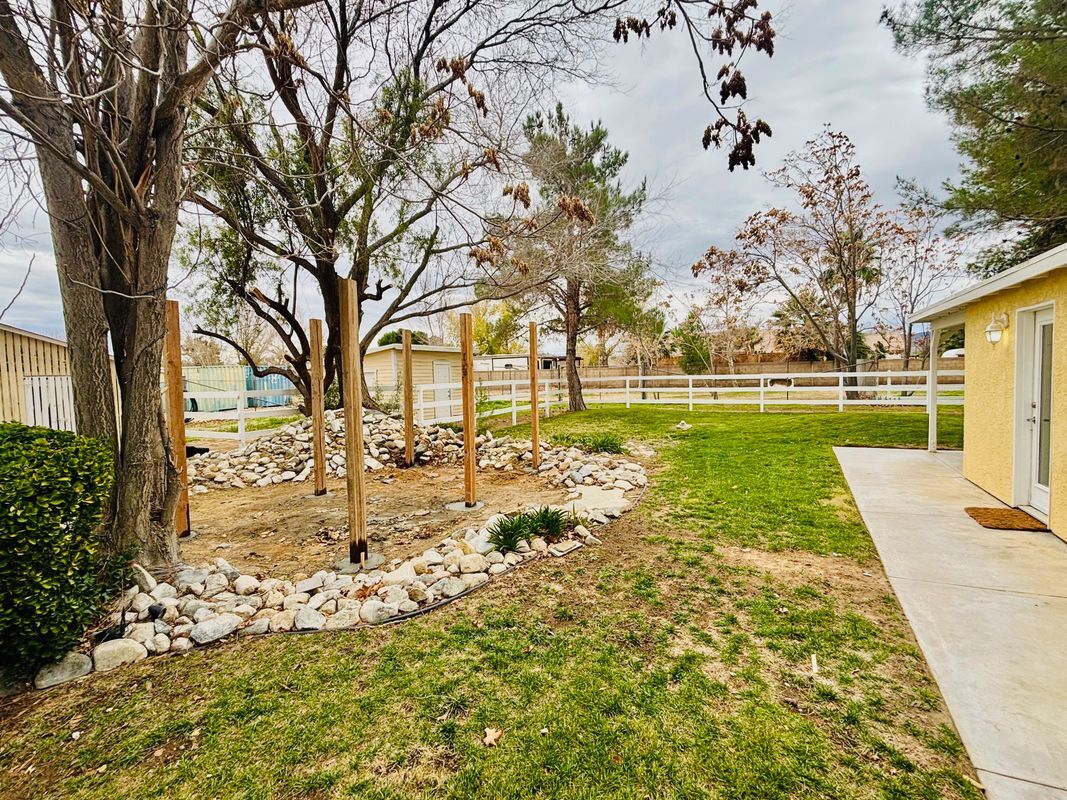 Building Photo - 41024 16th St W