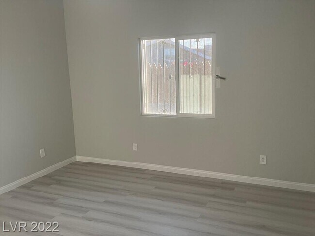 Building Photo - 4966 Andover Dr