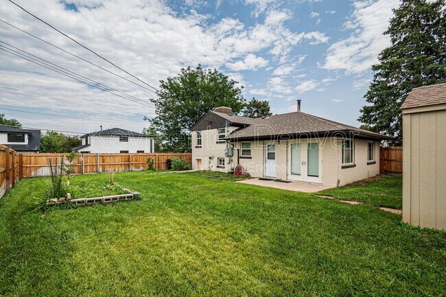 Building Photo - 201 S Meade St