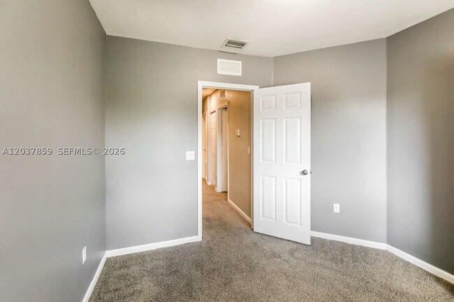 Building Photo - 8273 SW 29th St