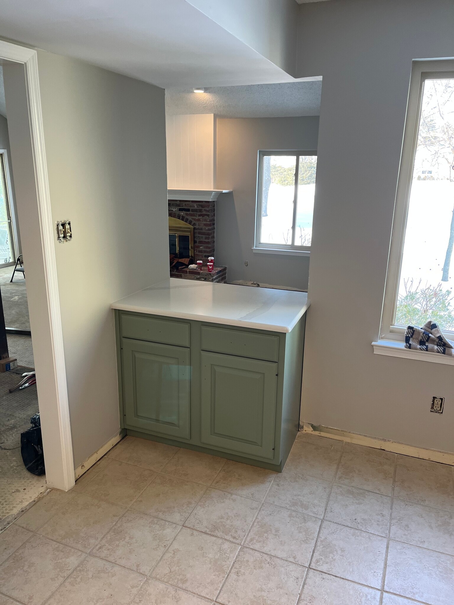 Kitchen - 7 Nantucket Ct