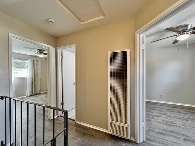 Building Photo - Charming Apartment in Gilroy