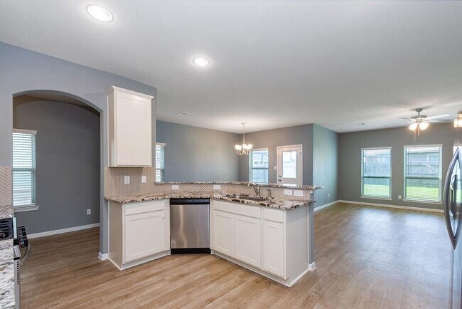 Building Photo - 13134 Dancing Reed Dr