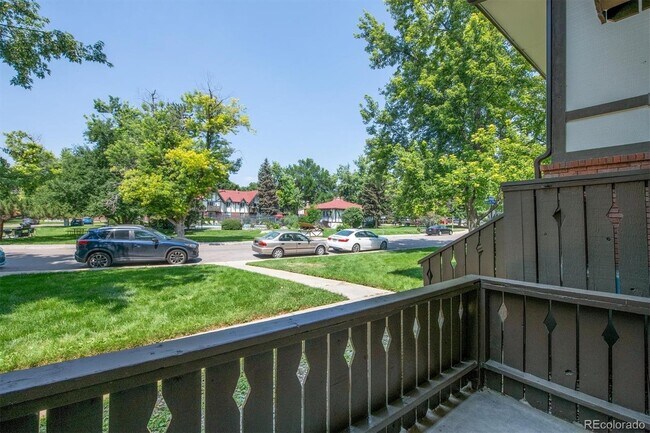 Building Photo - 3250 Oneal Cir