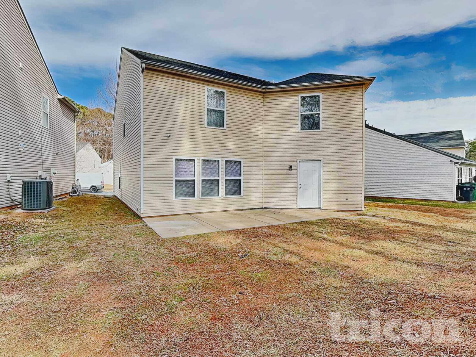 Building Photo - 1351 Waterlily Lane