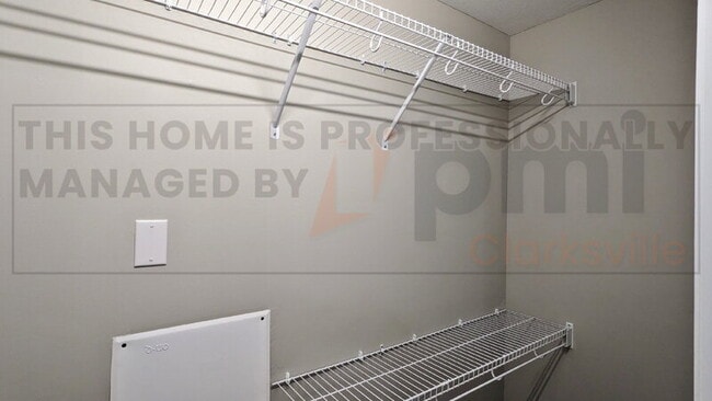 Building Photo - 107 Smithson Ln