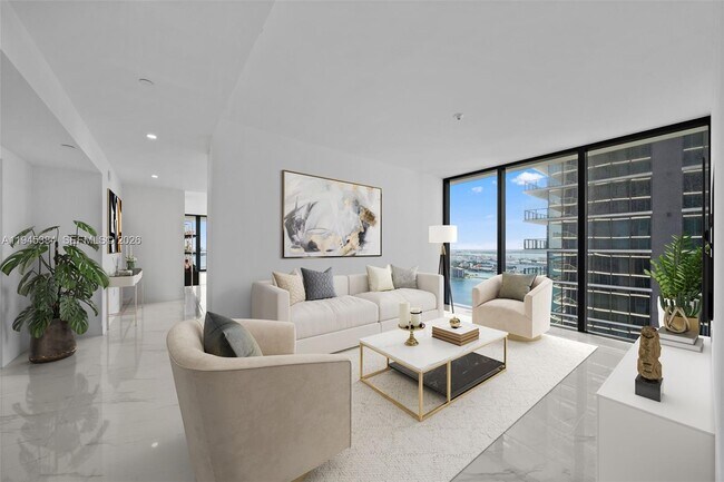 Building Photo - 700 NE 24th St