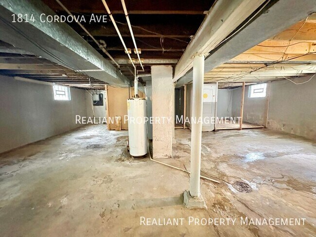 Building Photo - 1814 Cordova Ave